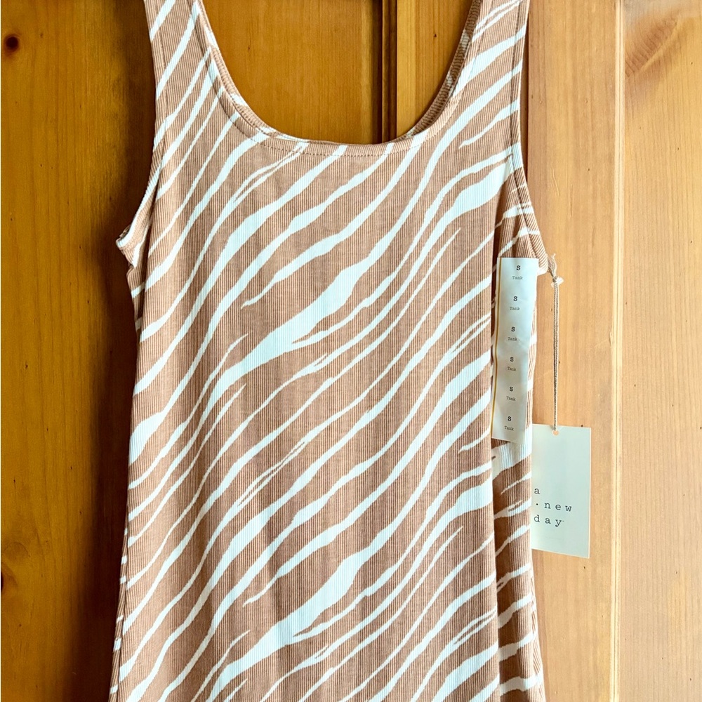 a new day Brown and White Striped Tank Top (S)
